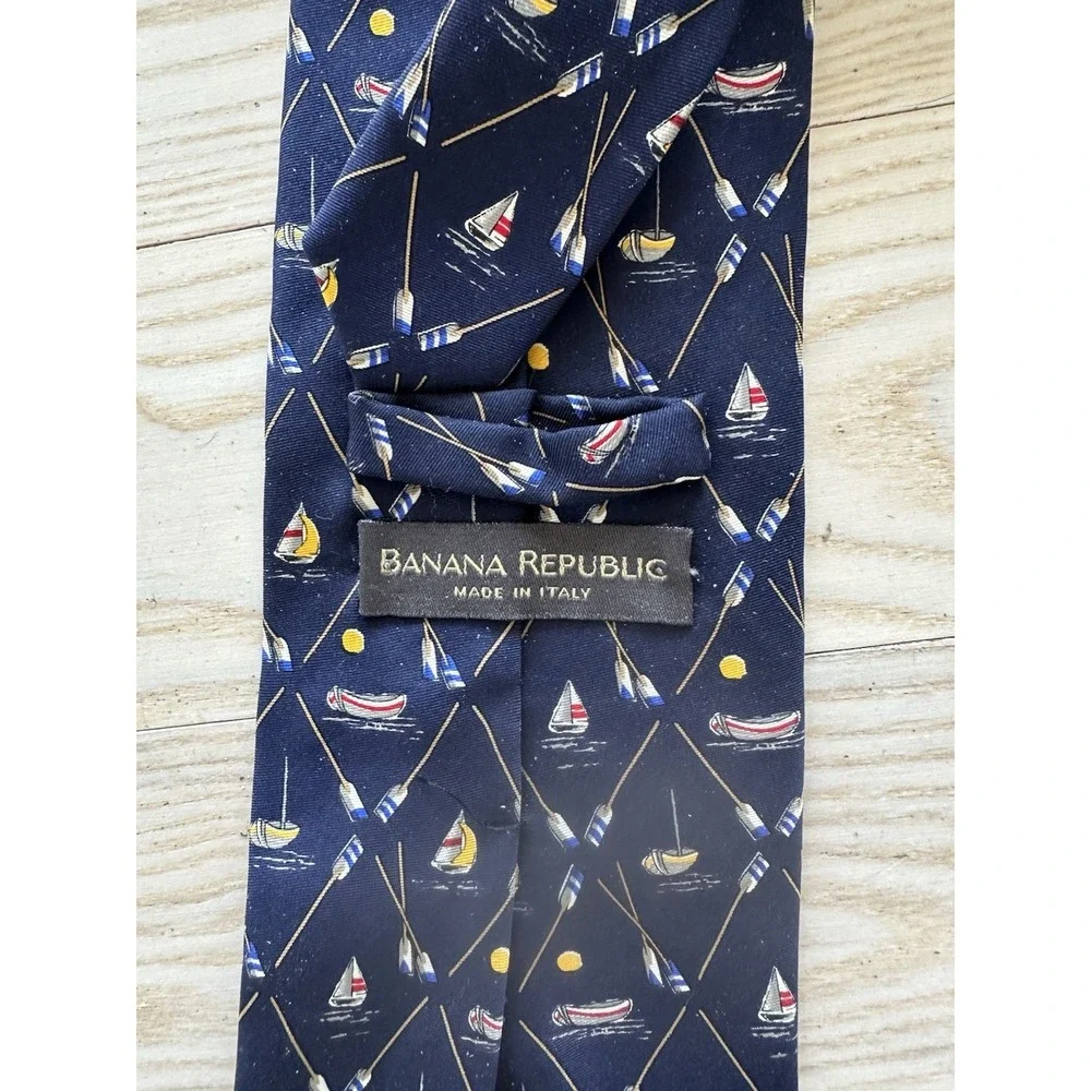 Banana Republic Tie Sailboat & Oars 100% Silk Italy Men Blue Nautical Necktie